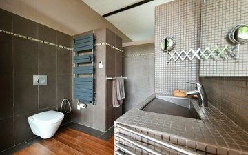 Property slide 15