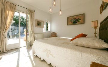 Property slide 15