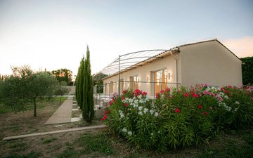 Property slide 18