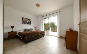 Property slide 8