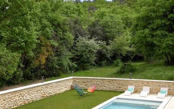 Property slide 16