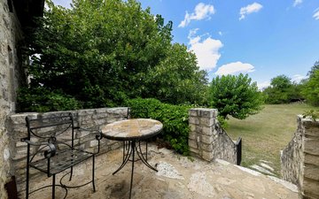 Property slide 20