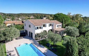 Property slide 18