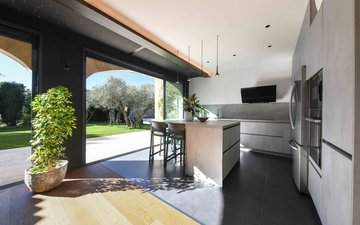 Property slide 7