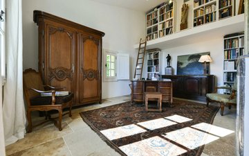 Property slide 19