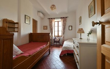 Property slide 15