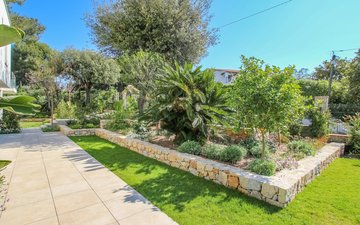 Property slide 4