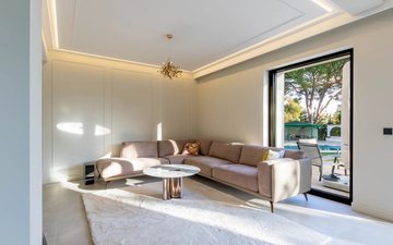 Property slide 7