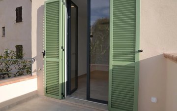 Property slide 18
