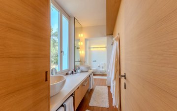 Property slide 20