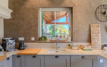 Property slide 17