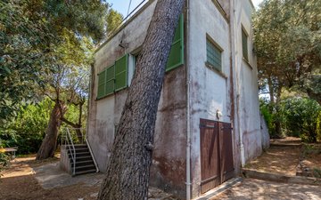 Property slide 11