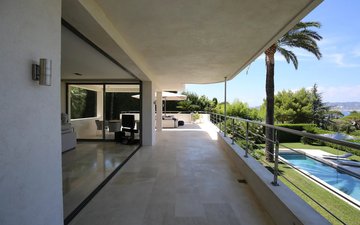 Property slide 6