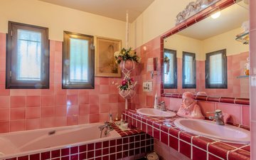 Property slide 16