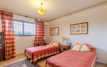 Property slide 19