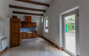 Property slide 15