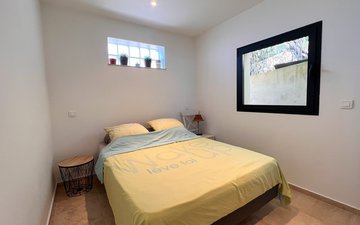 Property slide 15
