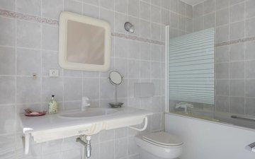 Property slide 14