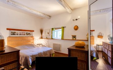 Property slide 18