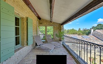 Property slide 11