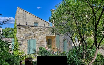 Property slide 20