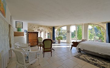 Property slide 19