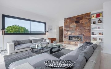 Property slide 15