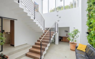 Property slide 17
