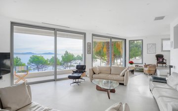 Property slide 10