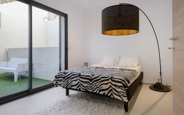 Property slide 19