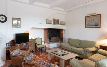 Property slide 8