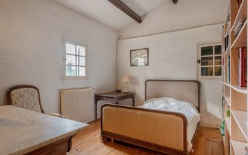 Property slide 19