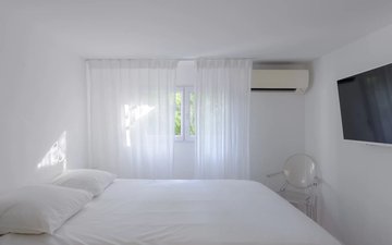 Property slide 8