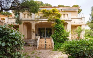 Property slide 11