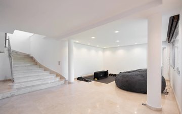Property slide 14