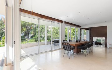 Property slide 10