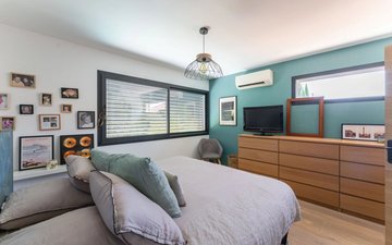 Property slide 19