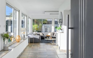 Property slide 14