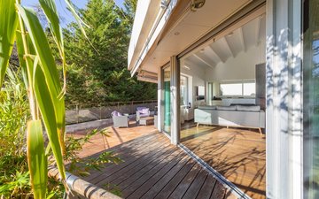 Property slide 15