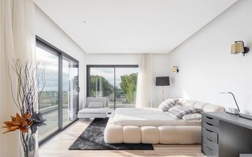 Property slide 4
