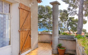 Property slide 16