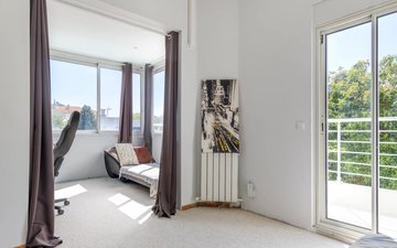 Property slide 17