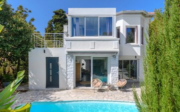 Property slide 4
