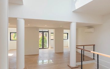 Property slide 5