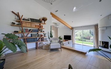 Property slide 11