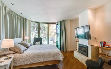 Property slide 12