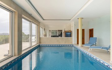 Property slide 18