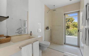 Property slide 15
