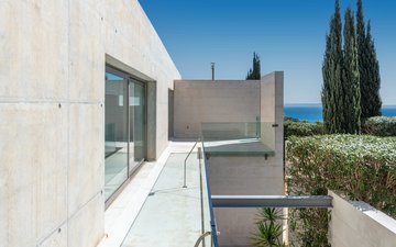 Property slide 20