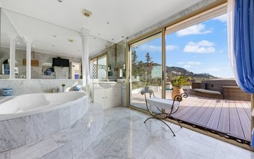 Property slide 17